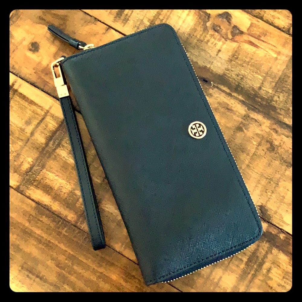 Tori Burch Wallet